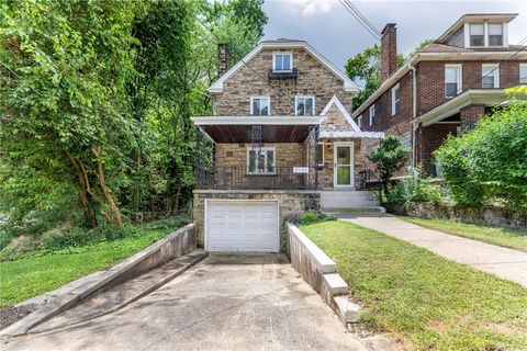 Photo of 2132 Pauline Ave, Pittsburgh, PA 15216 (MLS # 1747013)