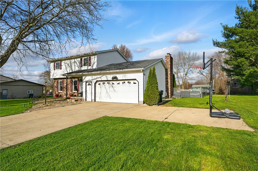 3690 Clearview Dr, Hermitage, Pennsylvania image 1