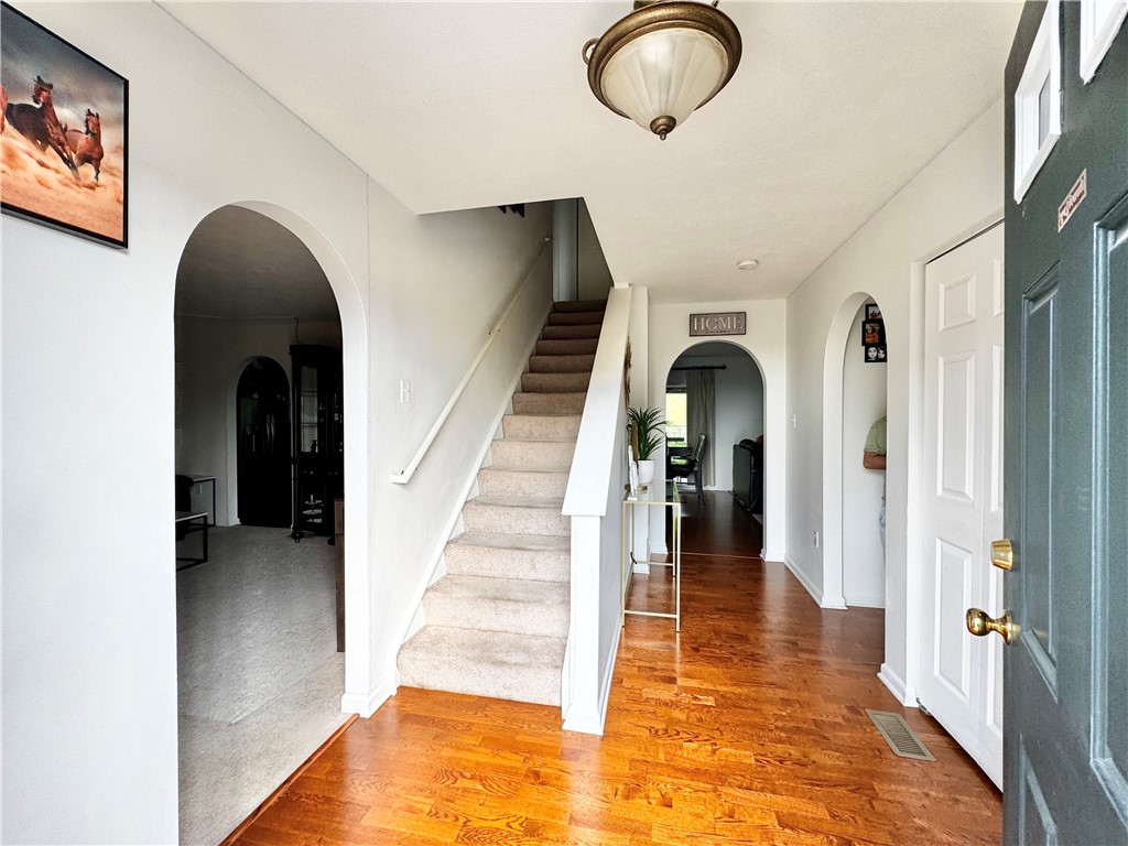 502 W Spring Grove Blvd