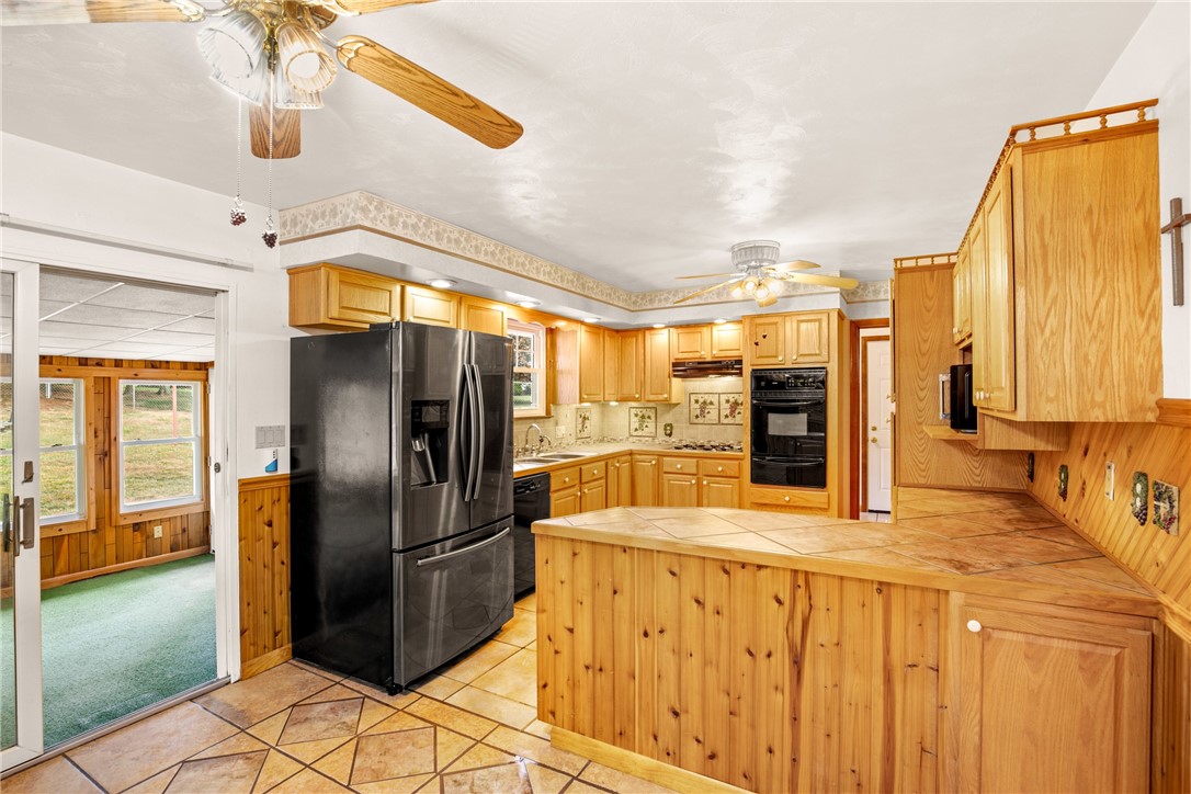 Somerset Boro, Pennsylvania 15501, United States, 3 Bedrooms Bedrooms, ,2 BathroomsBathrooms,Residential,Active,204536