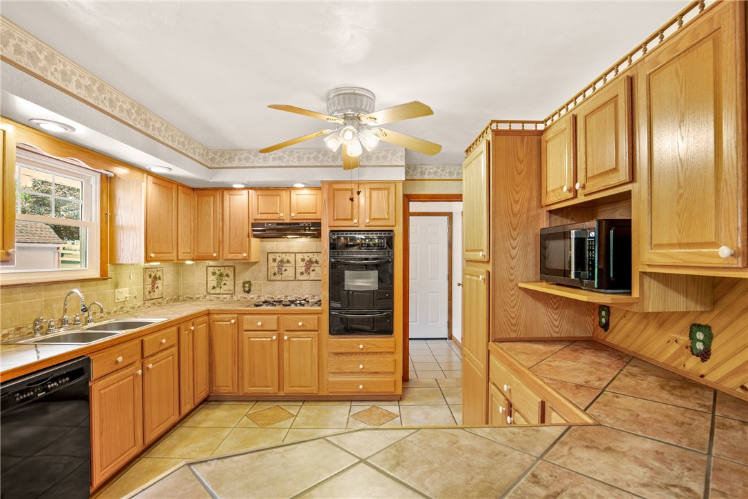 Somerset Boro, Pennsylvania 15501, United States, 3 Bedrooms Bedrooms, ,2 BathroomsBathrooms,Residential,Active,204536