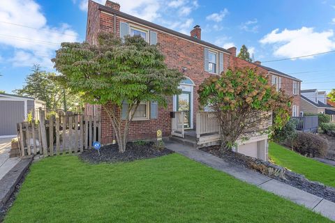 Photo of 330 Hazel Dr, Pittsburgh, PA 15228 (MLS # 1726302)