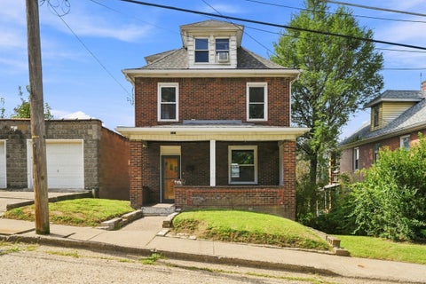 Photo for 423 Wilson Avenue