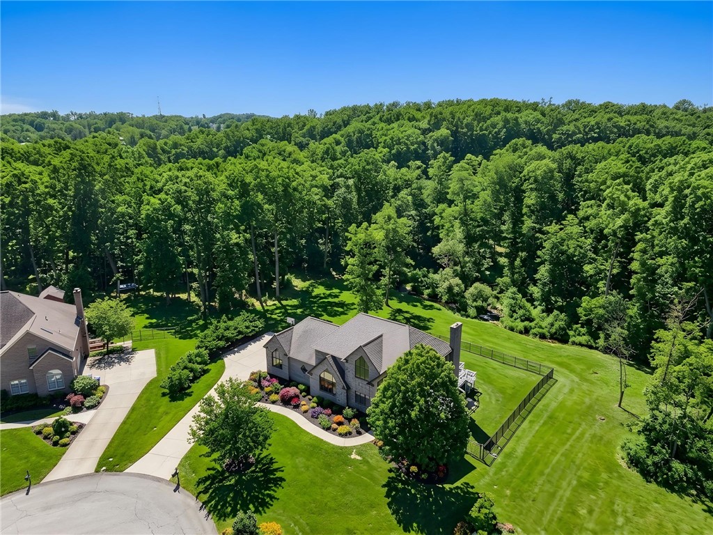 421 Lenox Ct