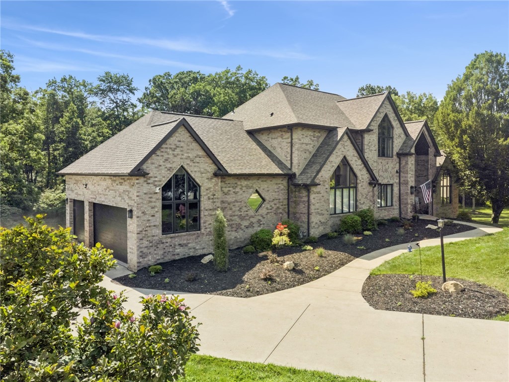 421 Lenox Ct