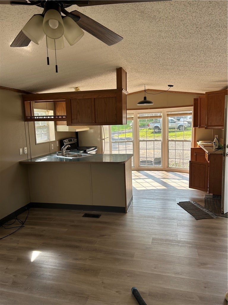 10 Grubbs Rd 301