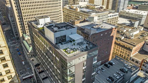 350 OLIVER AVE UNIT 907, PITTSBURGH, PA 15222 - Image ec4b9d61bb3e2b978ce7be64246fcc9d/2017509282