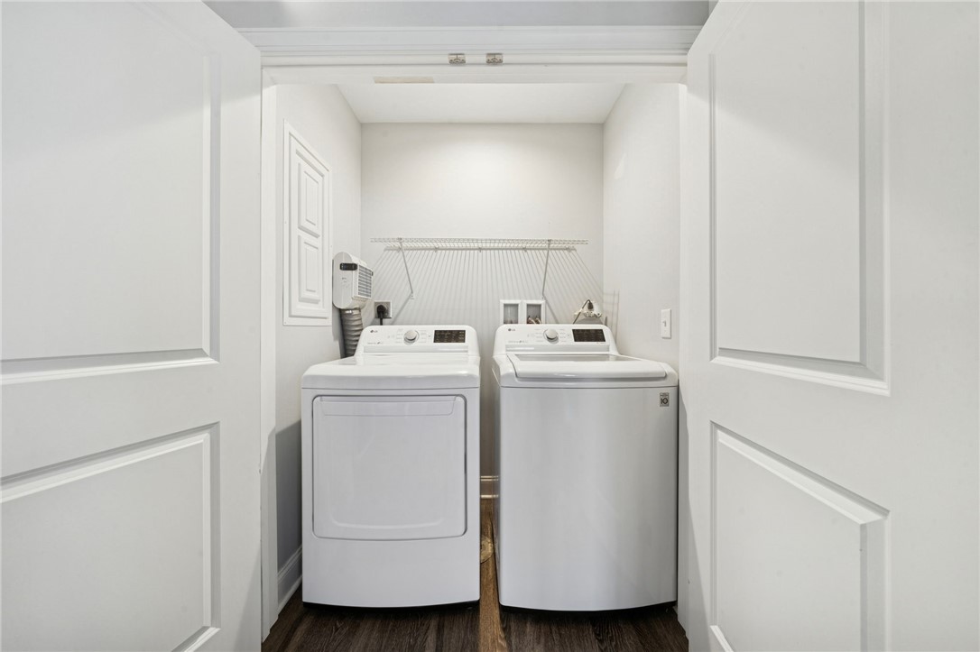 Swissvale, Pennsylvania 15218, United States, 2 Bedrooms Bedrooms, ,2 BathroomsBathrooms,Residential,Contingent,250025