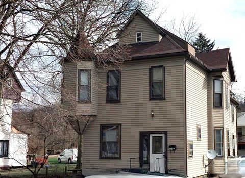 Photo of 1227 Penn Ave, New Brighton, PA 15066 (MLS # 1739855)