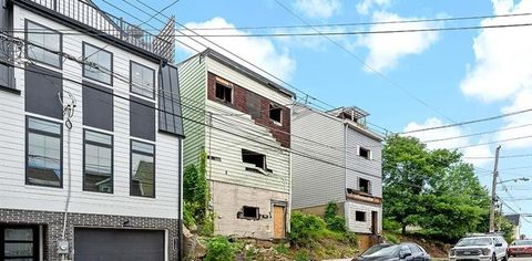 Photo of 5302-5306 Duncan St, Pittsburgh, PA 15201 (MLS # 1745566)