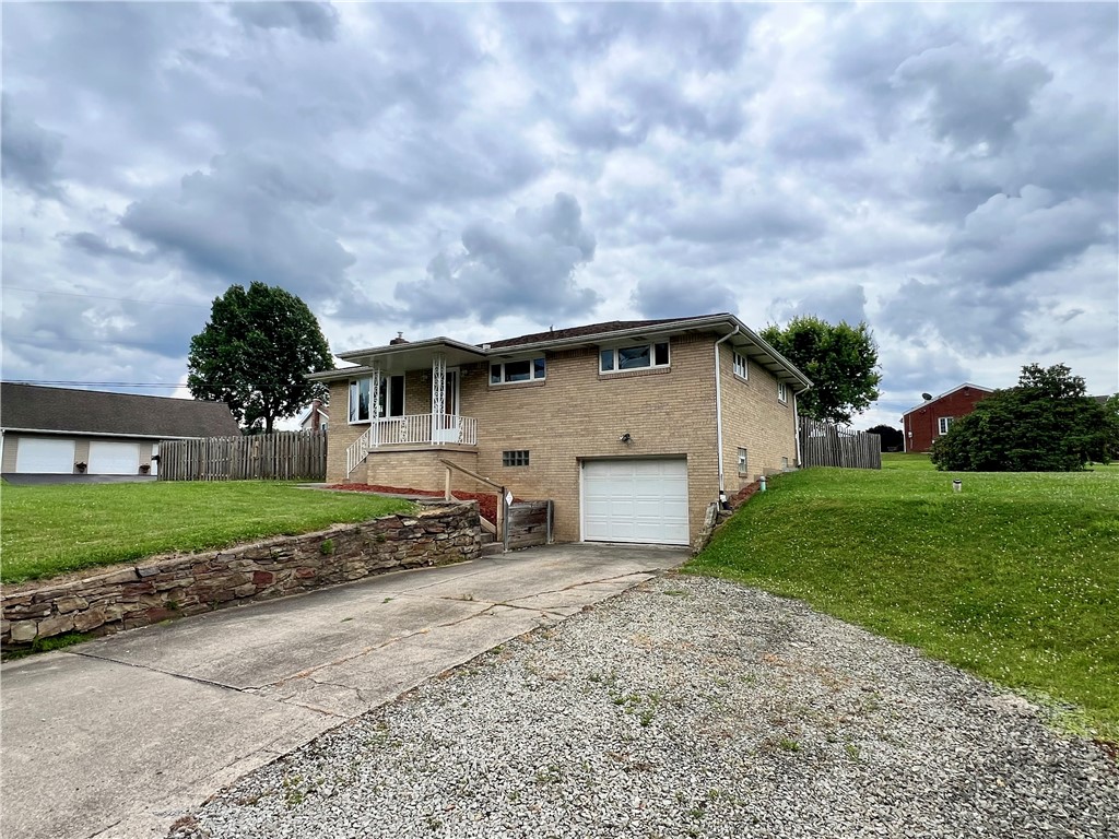 206 Clinton Dr