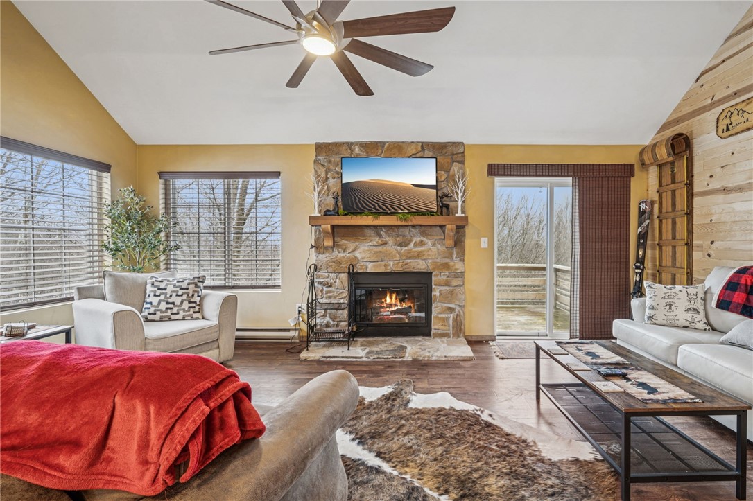 2212 South Ridge Terrace