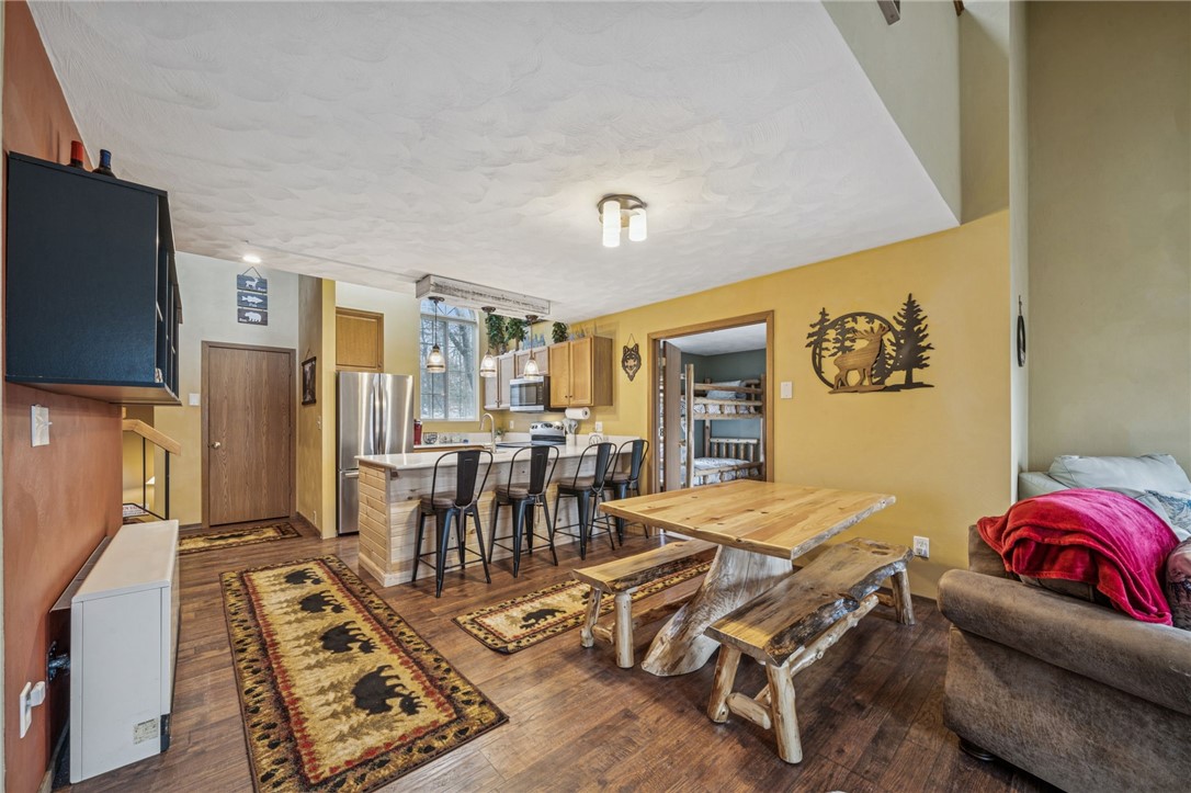 2212 South Ridge Terrace