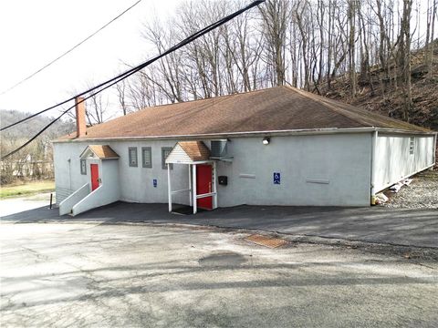 Photo of 700 E Main St, Monongahela, PA 15063 (MLS # 1742784)