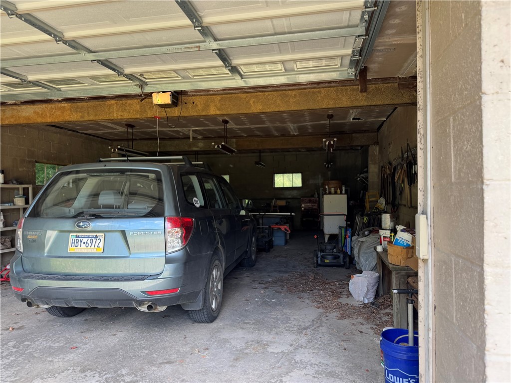 New Castle, Pennsylvania 16101, United States, 4 Bedrooms Bedrooms, ,2 BathroomsBathrooms,Residential,Active,203833