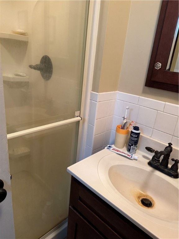 New Castle, Pennsylvania 16101, United States, 4 Bedrooms Bedrooms, ,2 BathroomsBathrooms,Residential,Active,203833