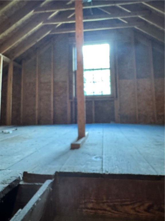 New Castle, Pennsylvania 16101, United States, 4 Bedrooms Bedrooms, ,2 BathroomsBathrooms,Residential,Active,203833