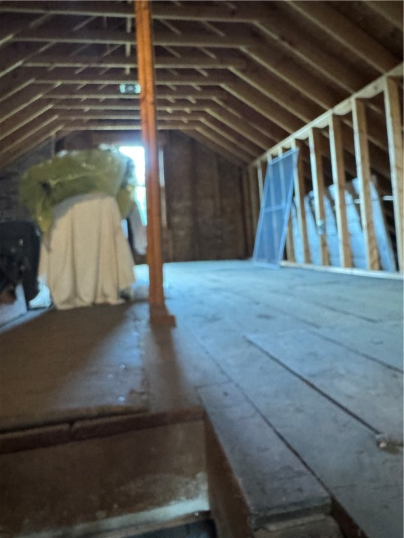 New Castle, Pennsylvania 16101, United States, 4 Bedrooms Bedrooms, ,2 BathroomsBathrooms,Residential,Active,203833