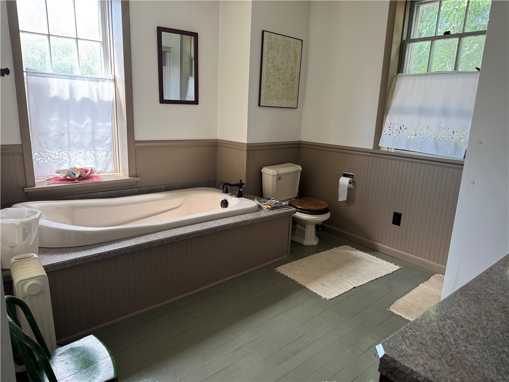 New Castle, Pennsylvania 16101, United States, 4 Bedrooms Bedrooms, ,2 BathroomsBathrooms,Residential,Active,203833