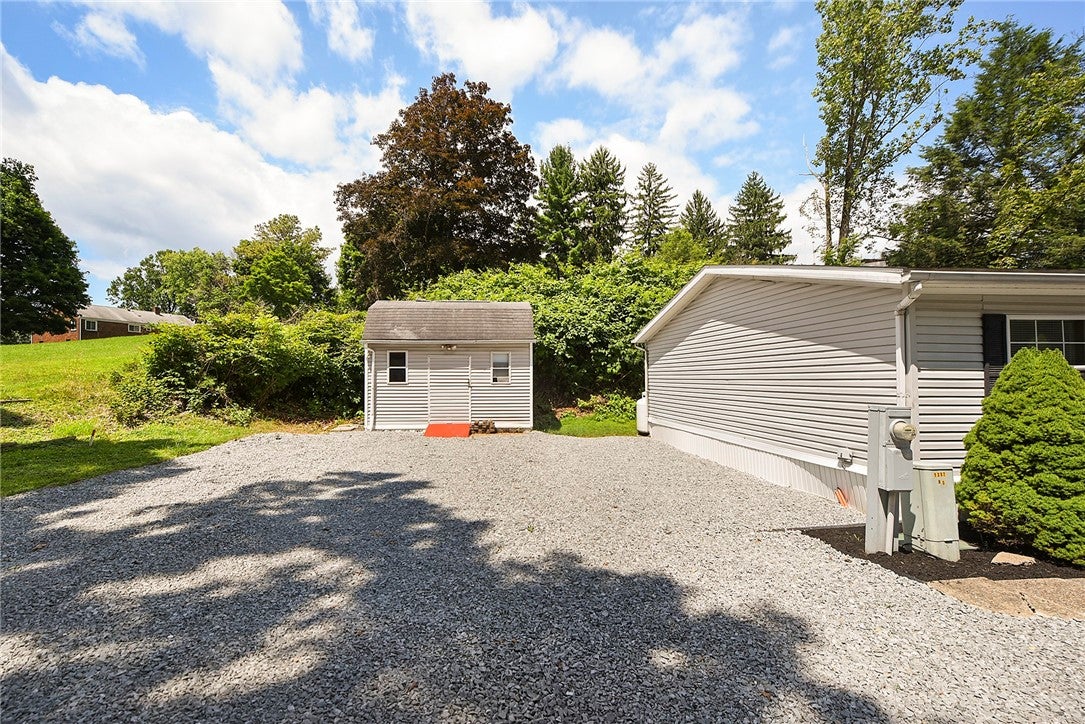 431 Illinois Ln 65