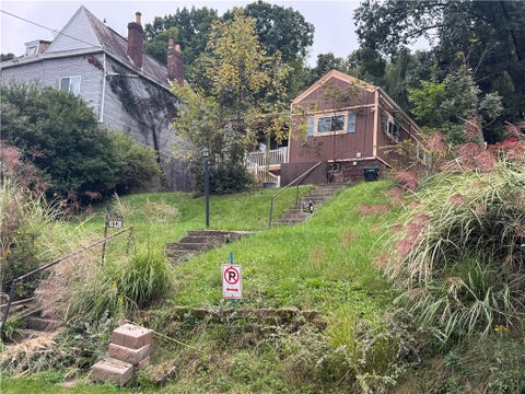 Photo for 613 Stanton Ave