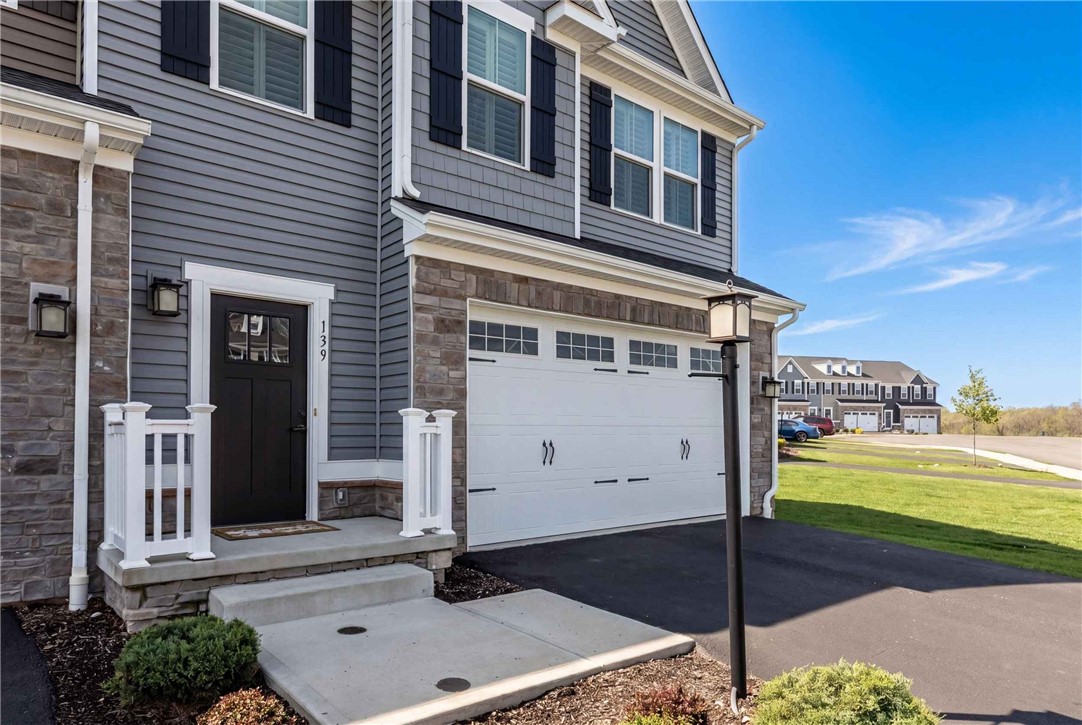 139 Melinda Ct