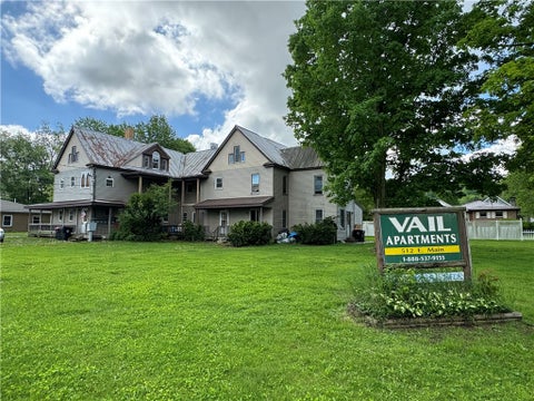 Photo for 512 E Main St