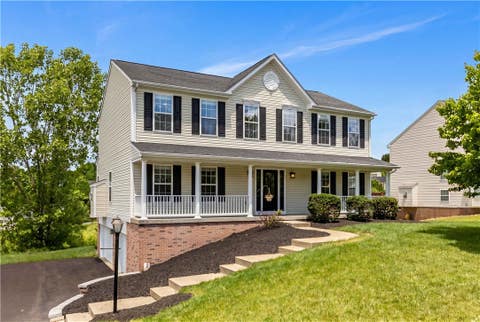 Photo of 5306 Terrace View Dr, Mcdonald, PA 15057 (MLS # 1760183)