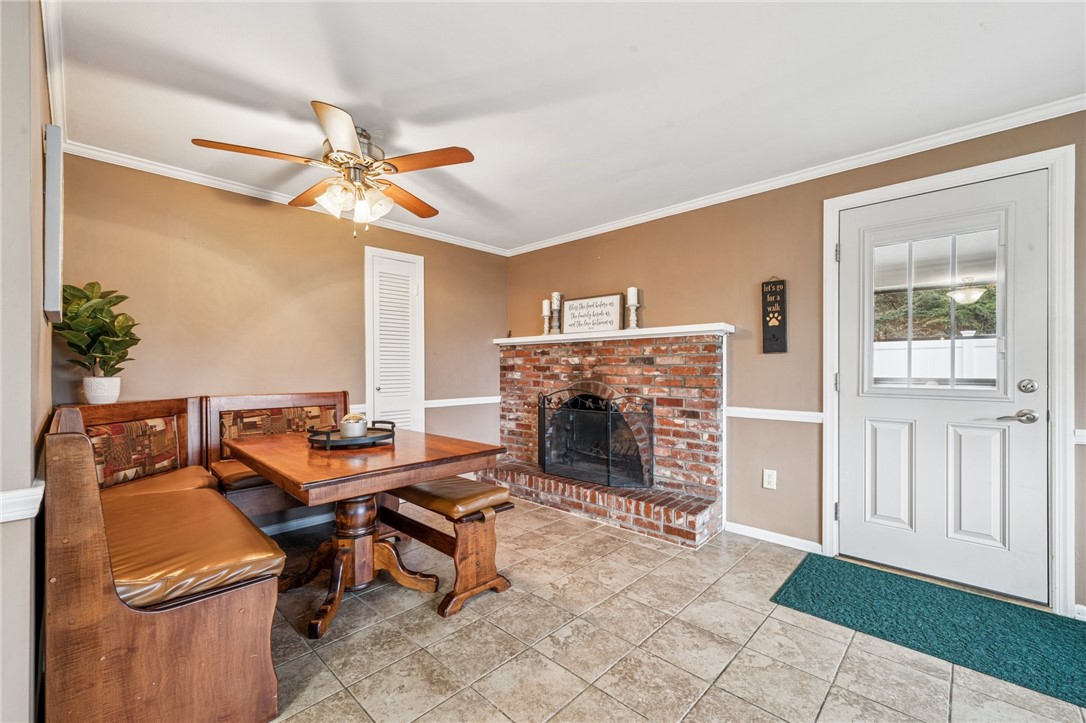 809 Broughton Rd Rd, Bethel Park, Pennsylvania image 12