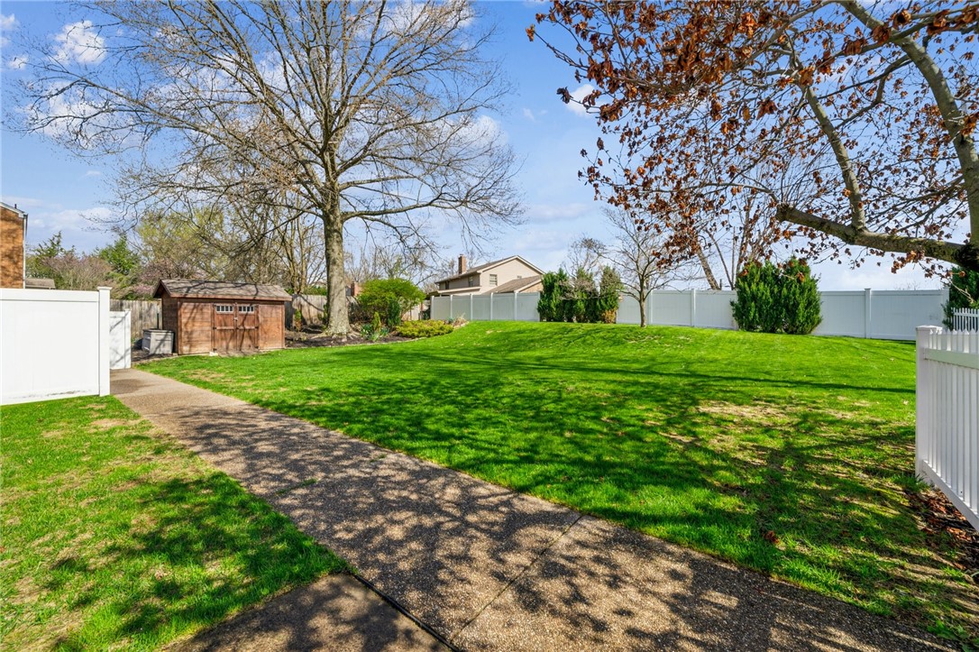 809 Broughton Rd Rd, Bethel Park, Pennsylvania image 28