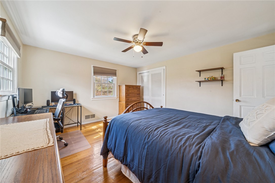 809 Broughton Rd Rd, Bethel Park, Pennsylvania image 20
