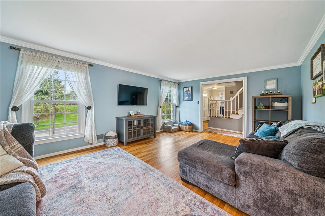 809 Broughton Rd Rd, Bethel Park, Pennsylvania image 3