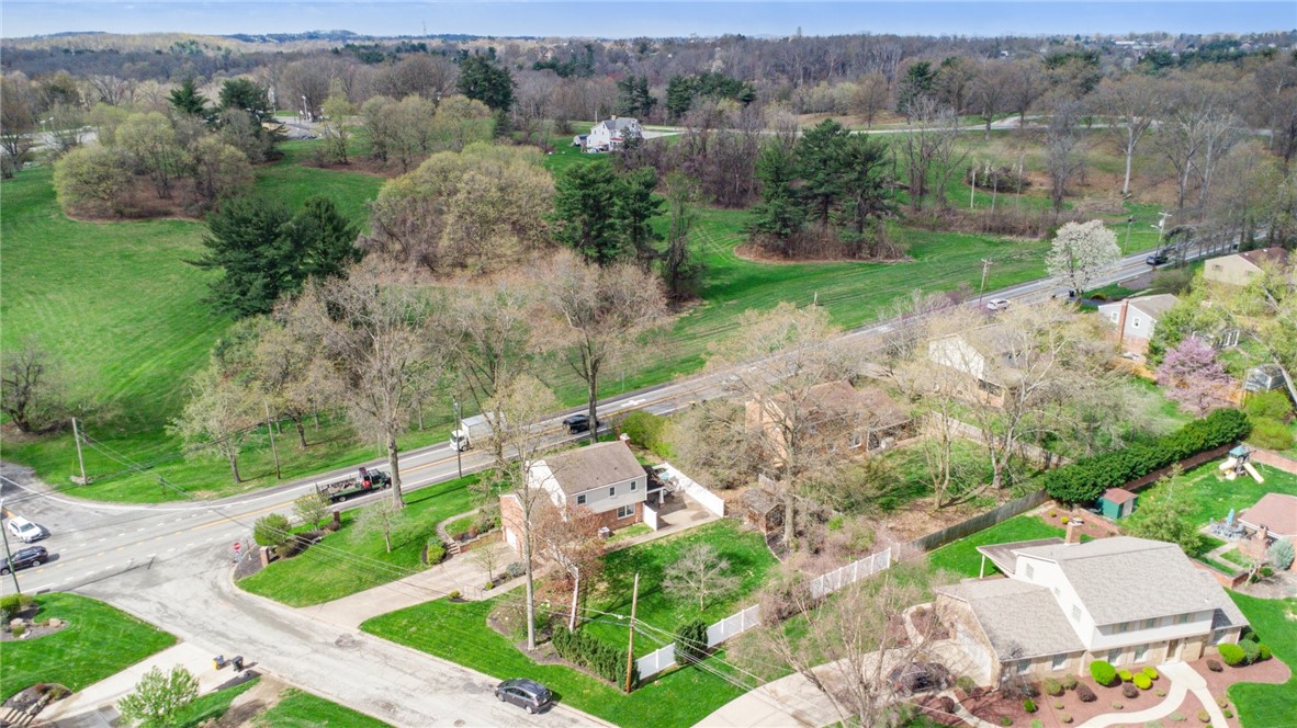 809 Broughton Rd Rd, Bethel Park, Pennsylvania image 32