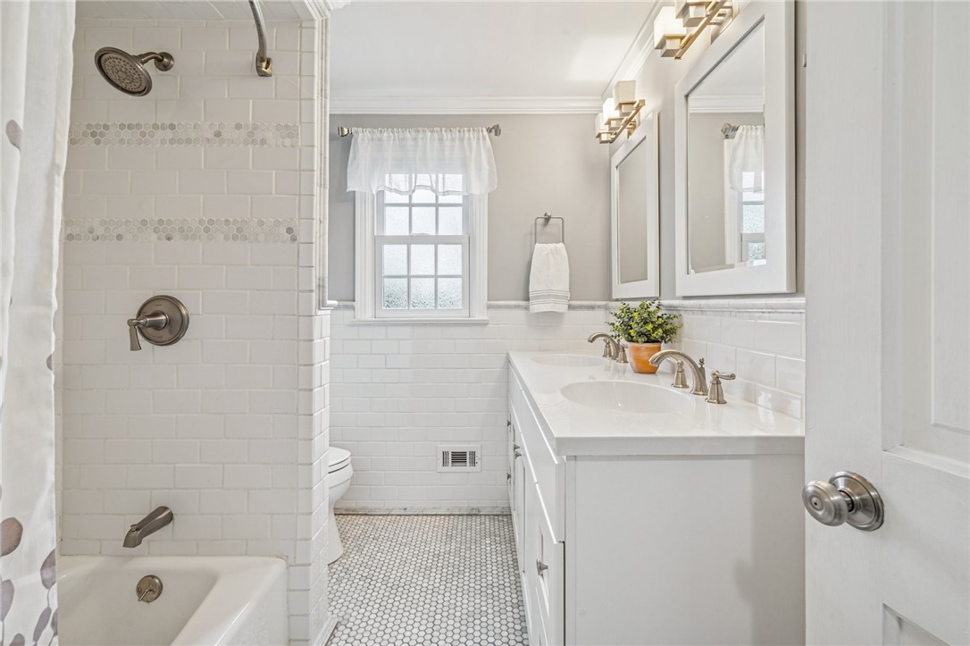 809 Broughton Rd Rd, Bethel Park, Pennsylvania image 21