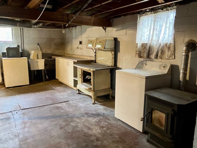 Pennsylvania 15955, United States, 3 Bedrooms Bedrooms, ,2 BathroomsBathrooms,Residential,Active,203904