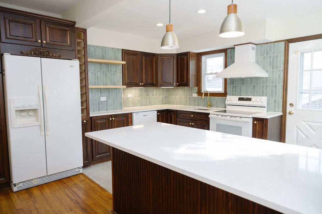 334 44th Street