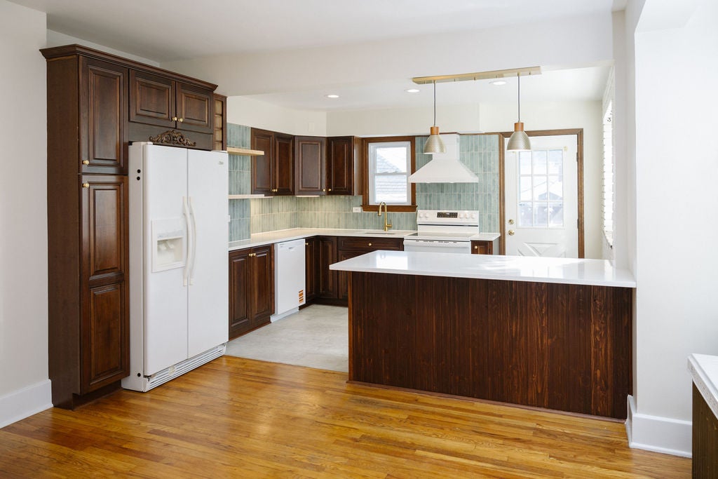 334 44th Street