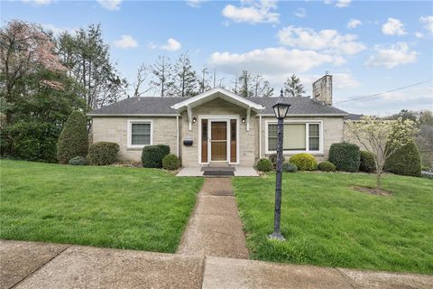 Photo of 600 N Maple Ave, Greensburg, PA 15601 (MLS # 1748594)