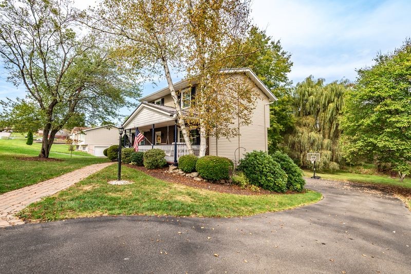 Center Twp, Pennsylvania 16001, United States, 3 Bedrooms Bedrooms, ,2 BathroomsBathrooms,Residential,Active,220344