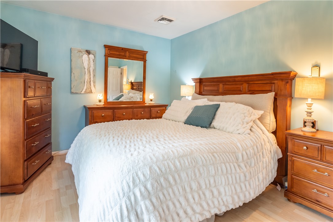 Center Twp, Pennsylvania 16001, United States, 3 Bedrooms Bedrooms, ,2 BathroomsBathrooms,Residential,Active,220344