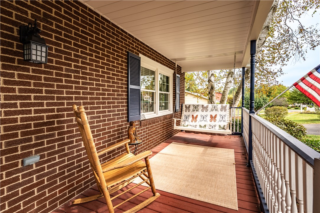 Center Twp, Pennsylvania 16001, United States, 3 Bedrooms Bedrooms, ,2 BathroomsBathrooms,Residential,Active,220344