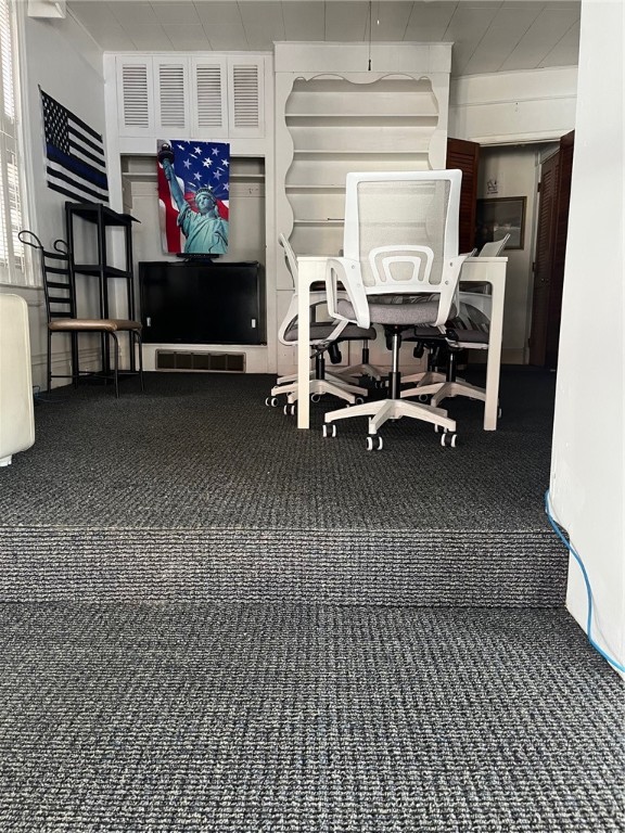 128 N Grand Ave 65