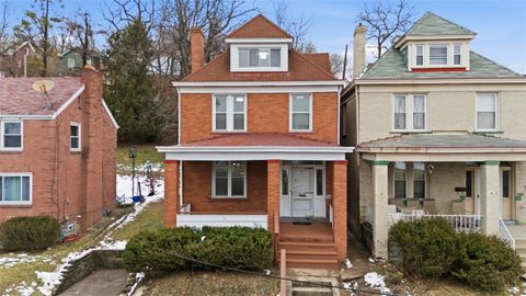 Photo of 1606 Cumberland St, Pittsburgh, PA 15205 (MLS # 1736212)