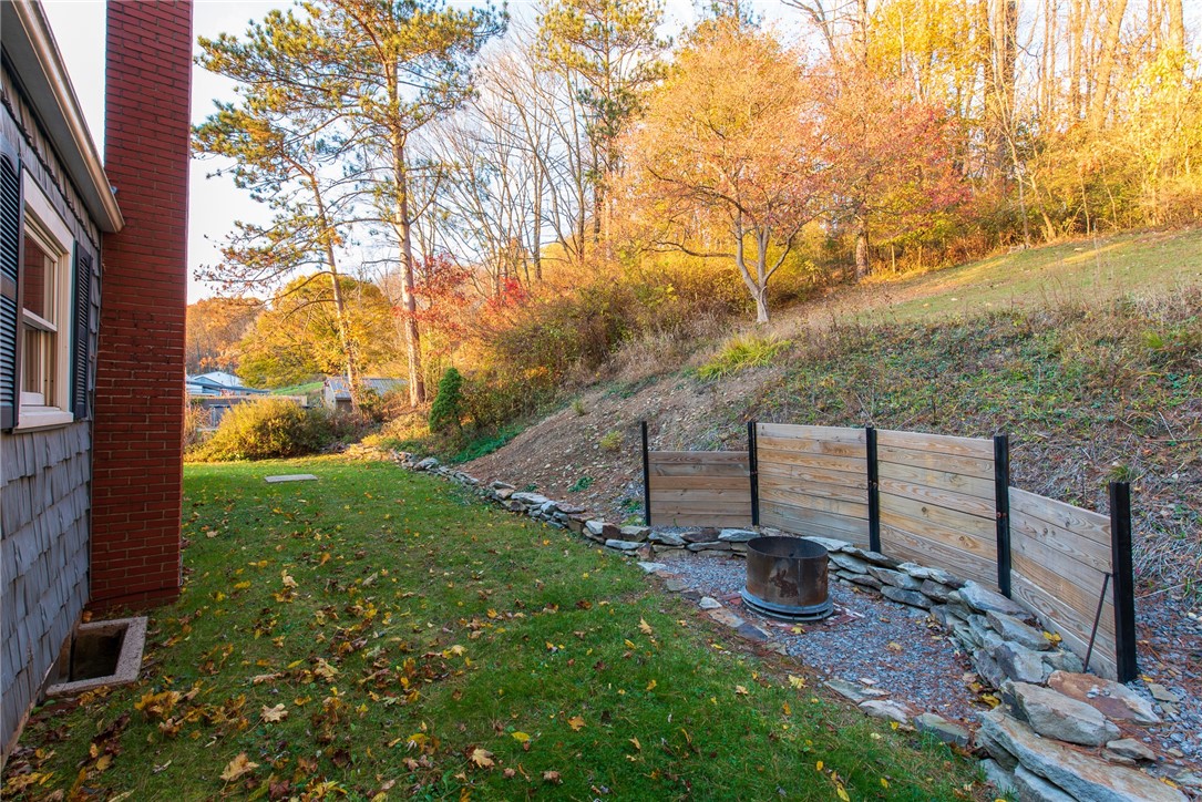 Allegheny Twp, Pennsylvania 15656, United States, 4 Bedrooms Bedrooms, ,1 BathroomBathrooms,Residential,Active,239302