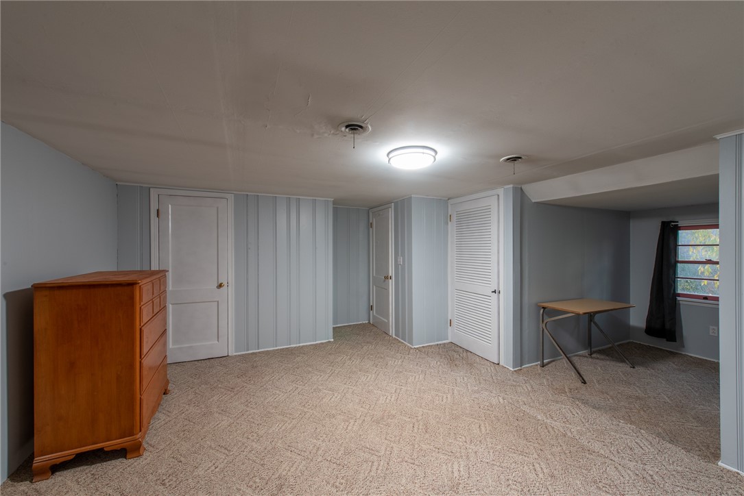 Allegheny Twp, Pennsylvania 15656, United States, 4 Bedrooms Bedrooms, ,1 BathroomBathrooms,Residential,Active,239302