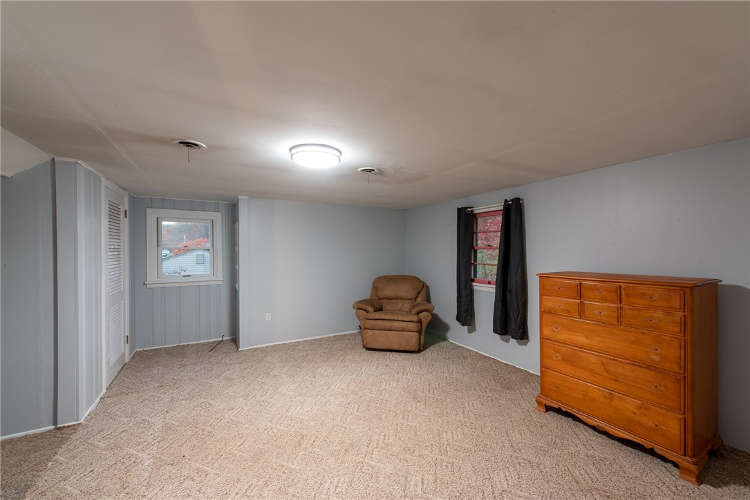 Allegheny Twp, Pennsylvania 15656, United States, 4 Bedrooms Bedrooms, ,1 BathroomBathrooms,Residential,Active,239302