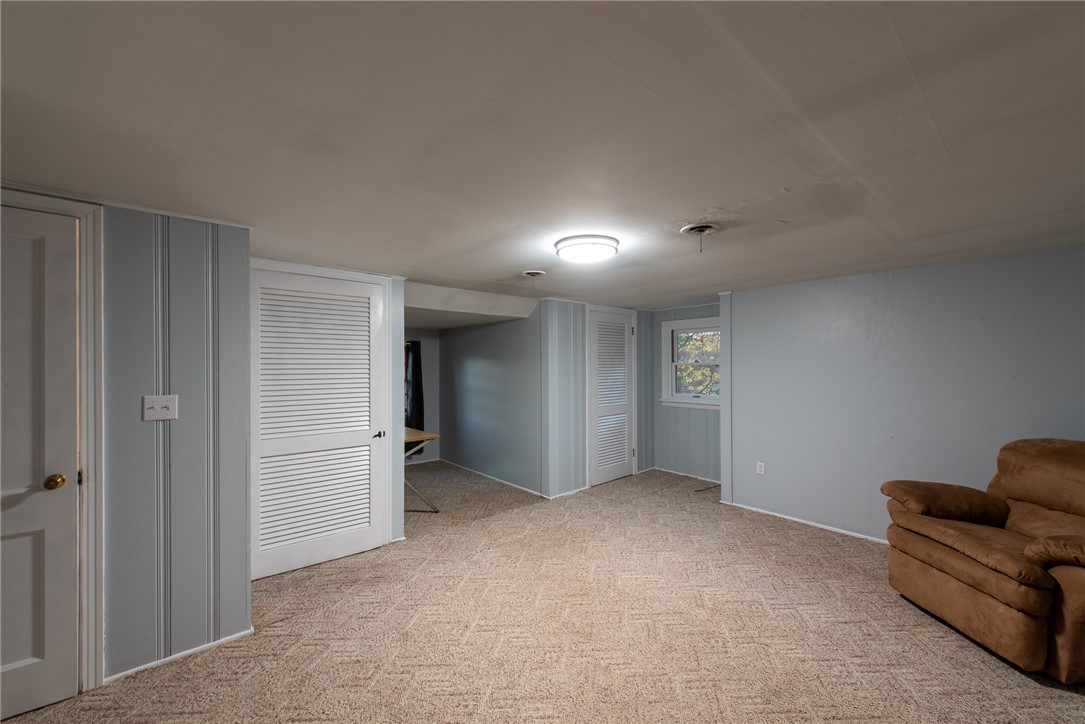 Allegheny Twp, Pennsylvania 15656, United States, 4 Bedrooms Bedrooms, ,1 BathroomBathrooms,Residential,Active,239302