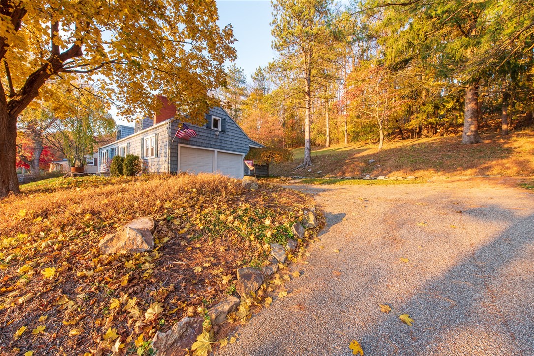 Allegheny Twp, Pennsylvania 15656, United States, 4 Bedrooms Bedrooms, ,1 BathroomBathrooms,Residential,Active,239302