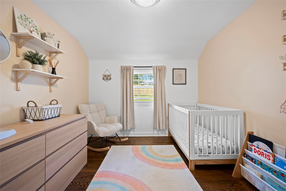 Brookline, Pennsylvania 15226, United States, 3 Bedrooms Bedrooms, ,1 BathroomBathrooms,Residential,Contingent,131134