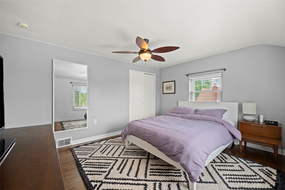 Brookline, Pennsylvania 15226, United States, 3 Bedrooms Bedrooms, ,1 BathroomBathrooms,Residential,Contingent,131134